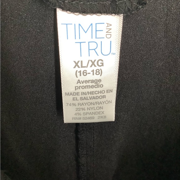 Time & Tru Pull-on Stretchy Casual Pants Size XL (16-18) Black - Picture 3 of 3